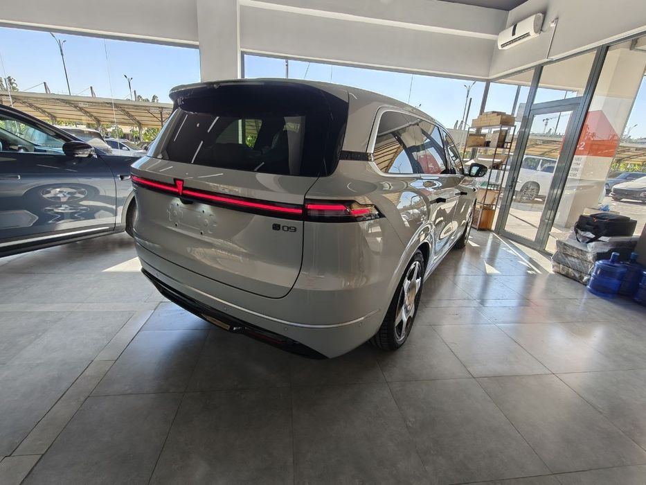 Deepal S09 2025 qora eng full