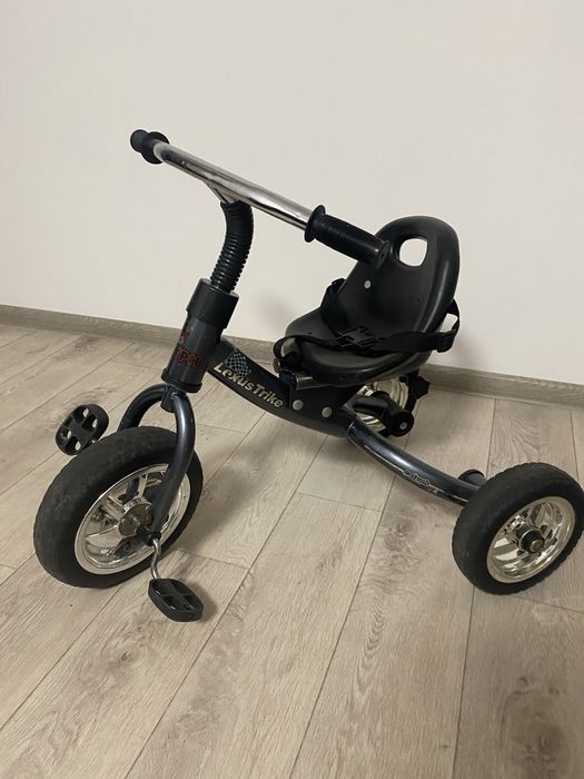 Детский велосипед .