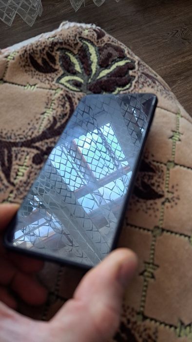 Продам Samsung a12 бу