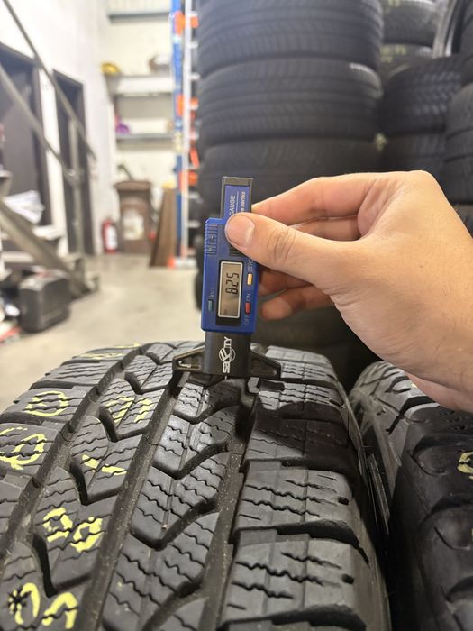 Anvelope iarna 195/60/16C Good Year Ultra Grip Cargo 195 60 16C R16C