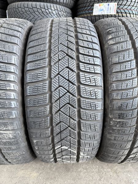 235/45/18 PIRELLI 4бр