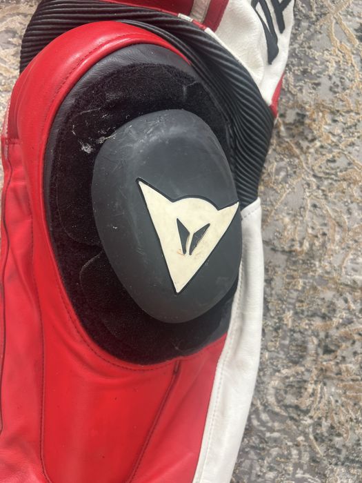 Dainese екип от две части