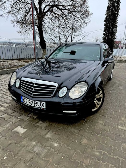 Vând Mercedes Benz W211 E220