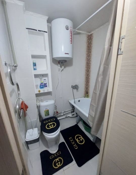 Продается трехкомнатная квартира