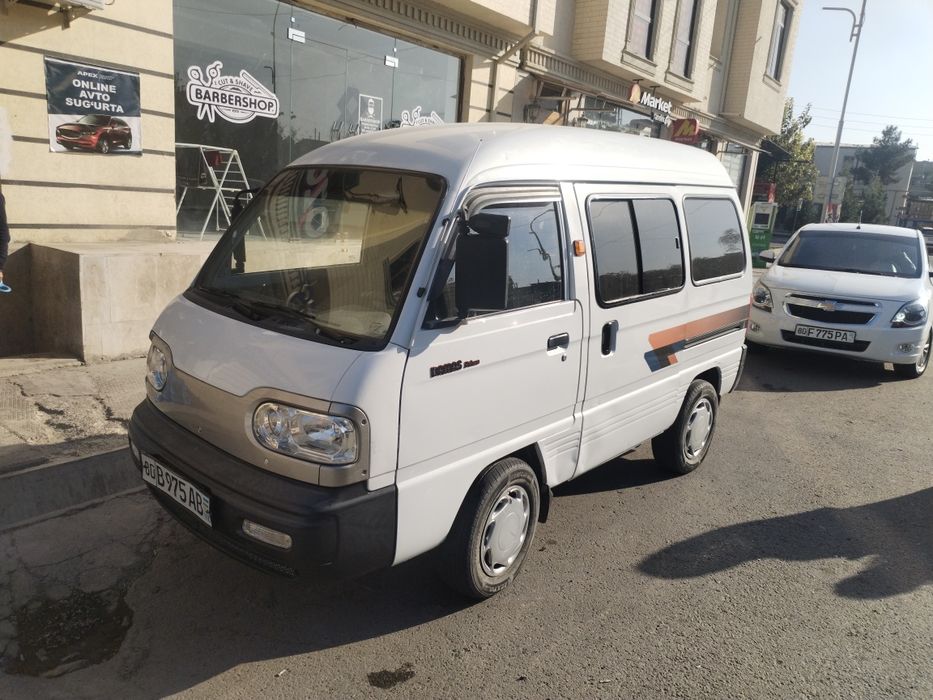 Дамас сотилади нактга