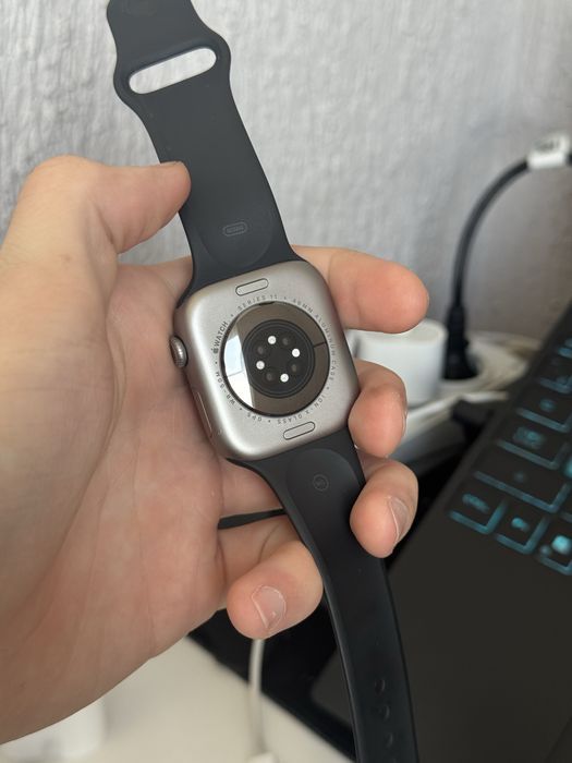 Apple Watch 11 series 46mm 100%