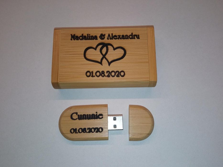 stick USB +cutie lemn cu magnet