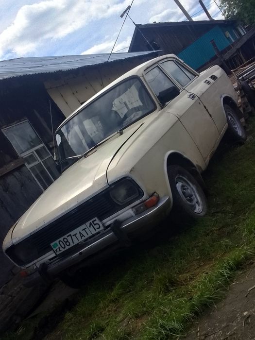 Продам москвич машину.
