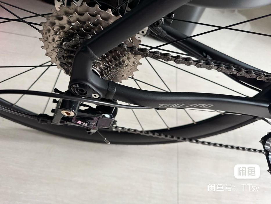 TRINX шоссейный велосипед