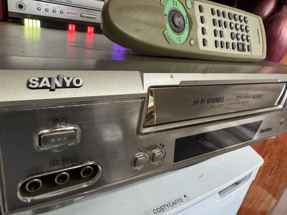 Video vhs Sanyo japan De Luxe