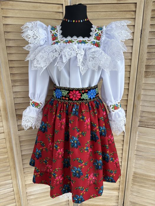 Costum popular/traditional de Maramures pentu femei