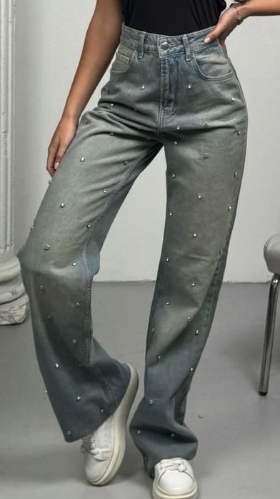 Дънки с камъчета