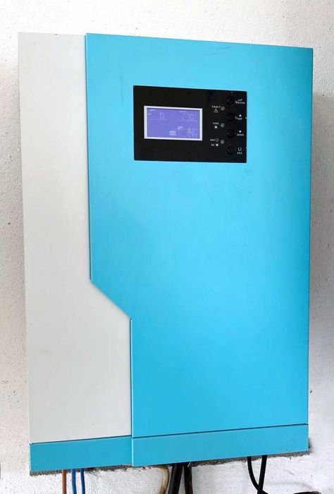 Соларен Хибриден инвертор с мощност 5500W