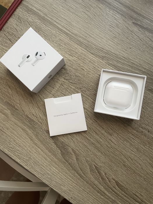 Air pods 4 desigilate