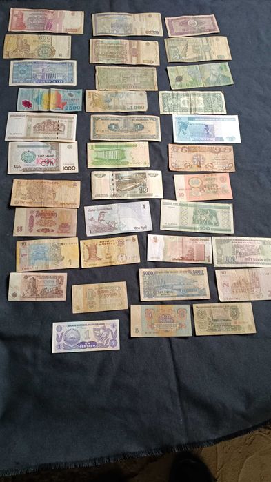 colectie 35 bancnote vechi din care 11 ROMANIA