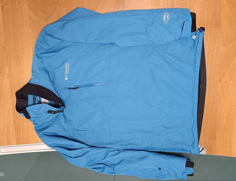 Columbia®-Omni-Tech™-Много Запазено