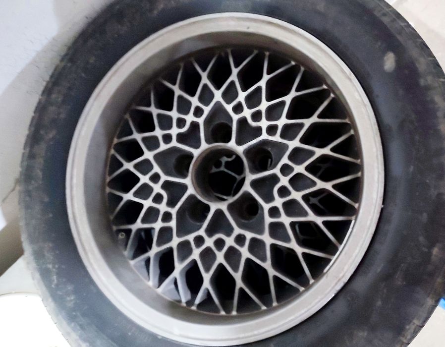 Диски  мерседес  190/124/202