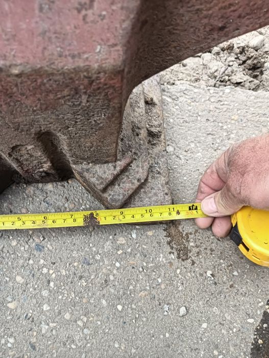 Nicovală veche!!! Din fier masiv (foarte grea)