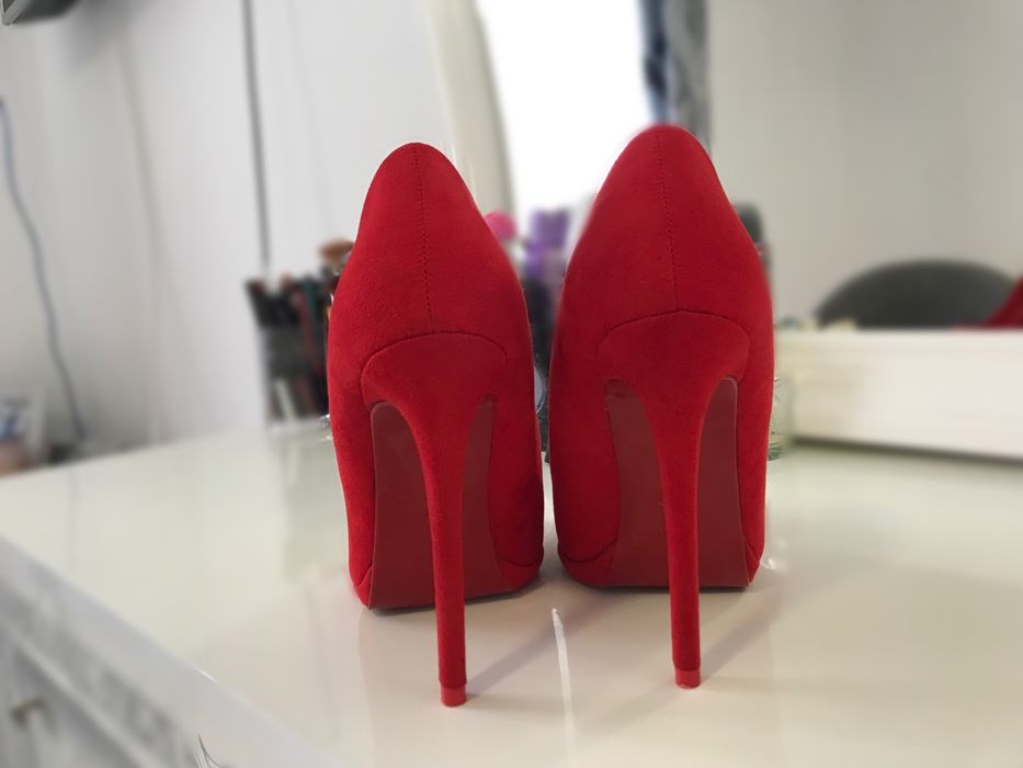 Pantofi Stiletto