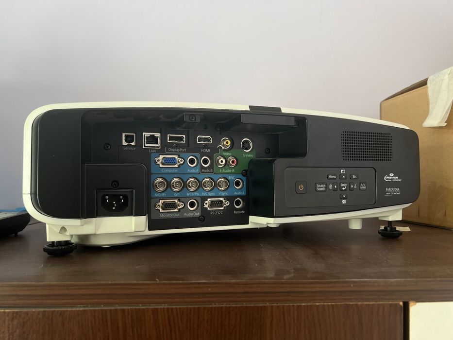 Проектор Epson eb 4950wu