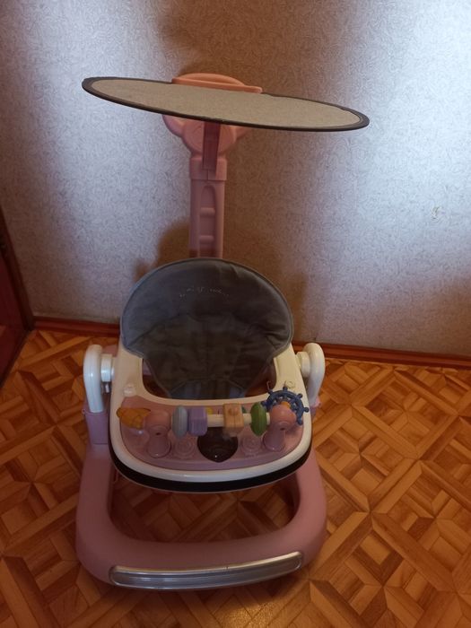 Ходунки детские состояние новых.