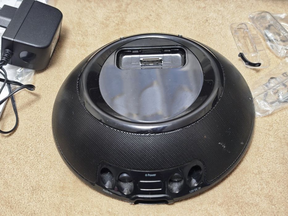 Док JBL със Ipod като нова