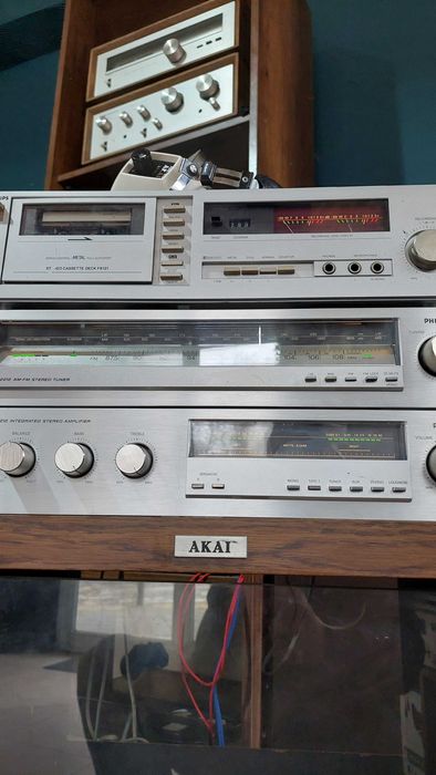 Сет Philips Усилвател ,дек, тунер