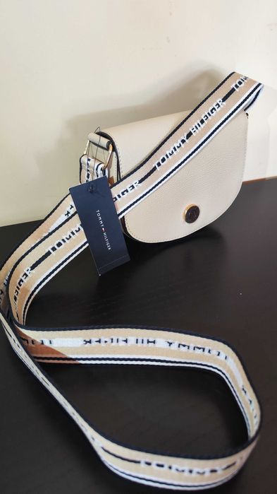 Дамска чанта Tommy Hilfiger
