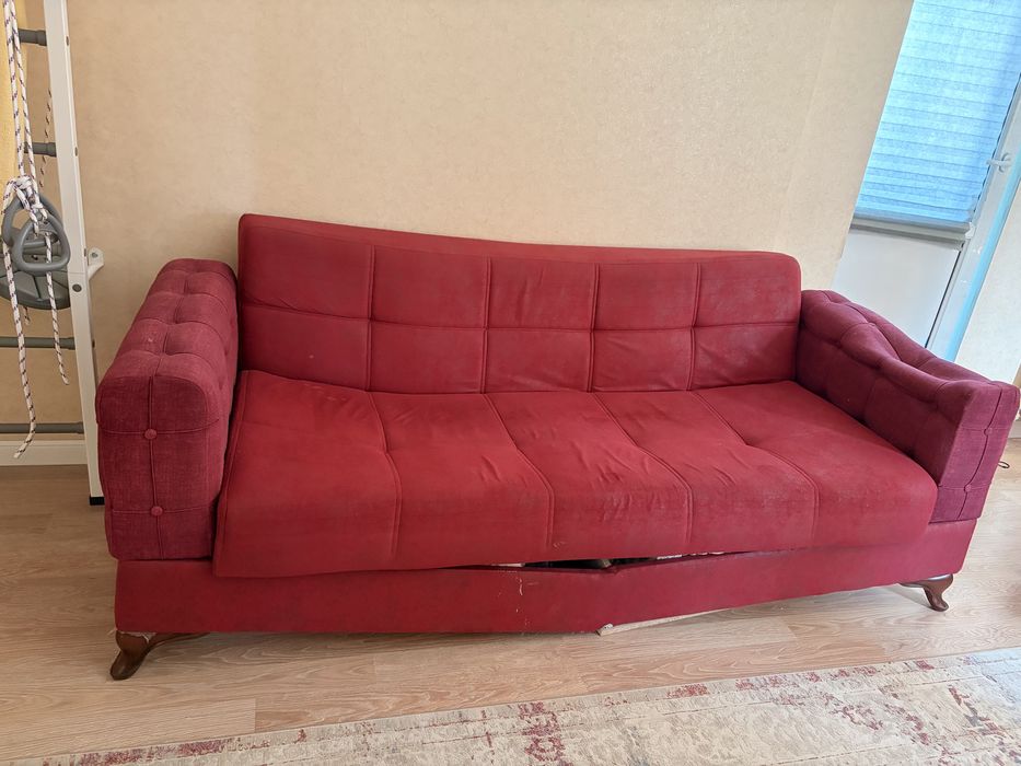 Диван отдам бесплатно