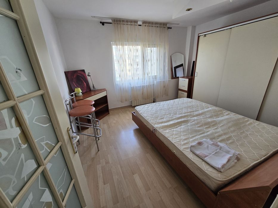 Inchiriez apartament 2 camere metrou Eroii Revolutiei