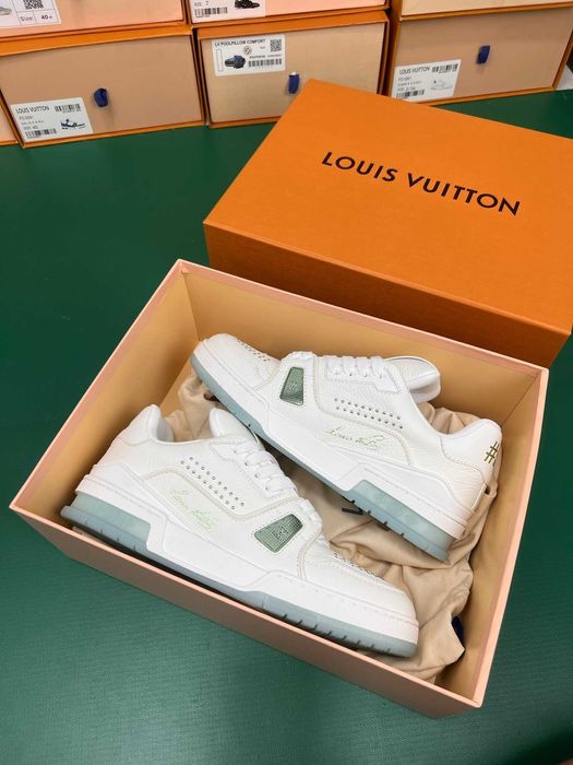 Adidasi Louis Vuitton Trainer Premium