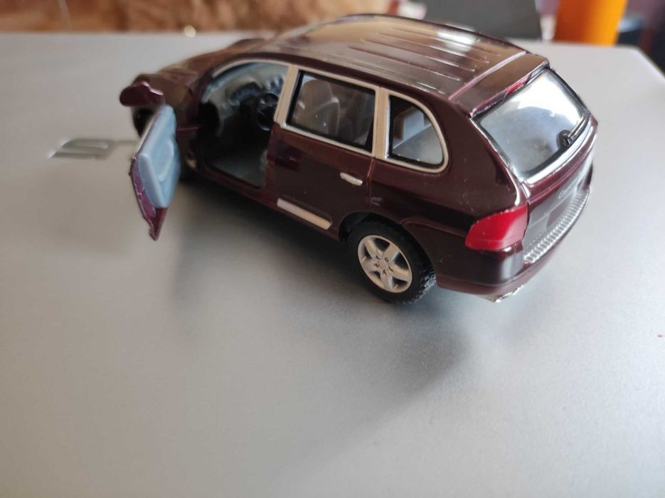 Метална количка Порше Кайен