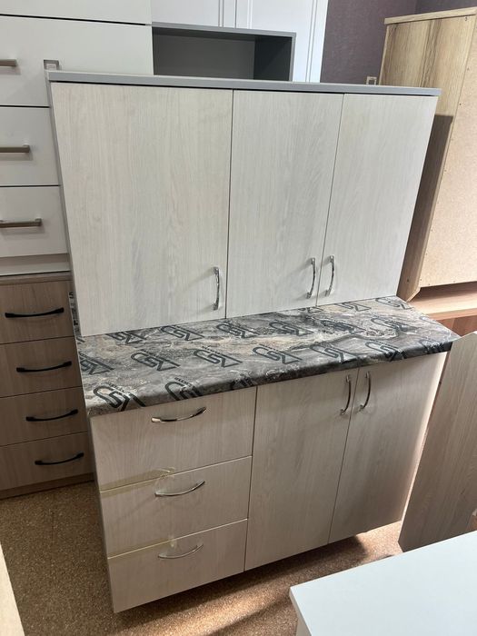 Продам кухни 1 м