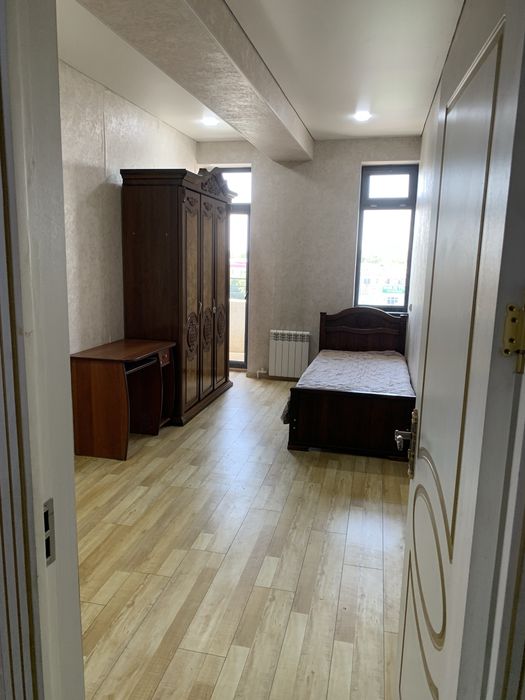 3 xona qipchoq metroga 50m 6-etajda navastroyka