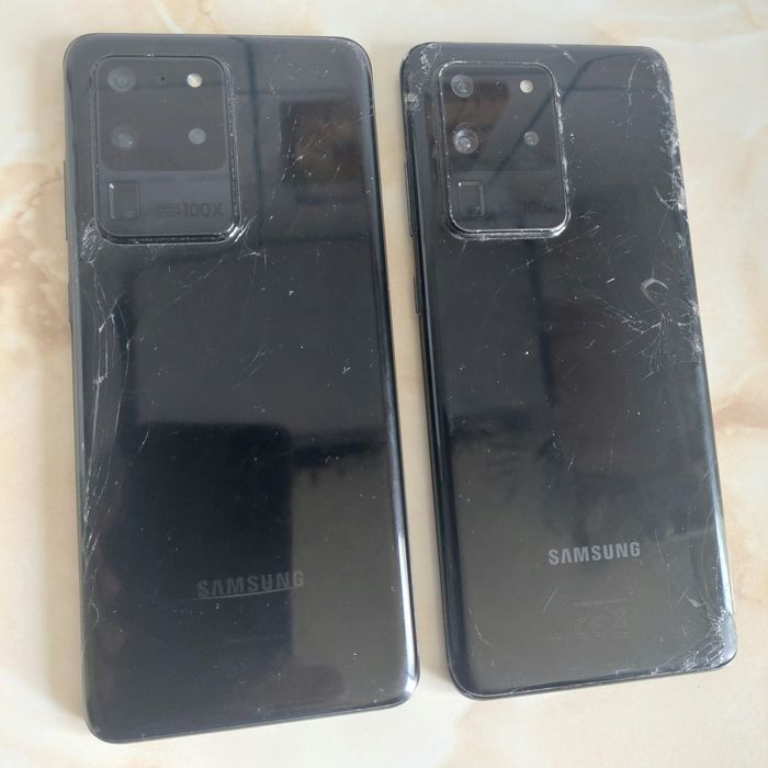 Vând două Samsung Galaxy S20 Ultra 5G [perfect funcționale] //poze reale