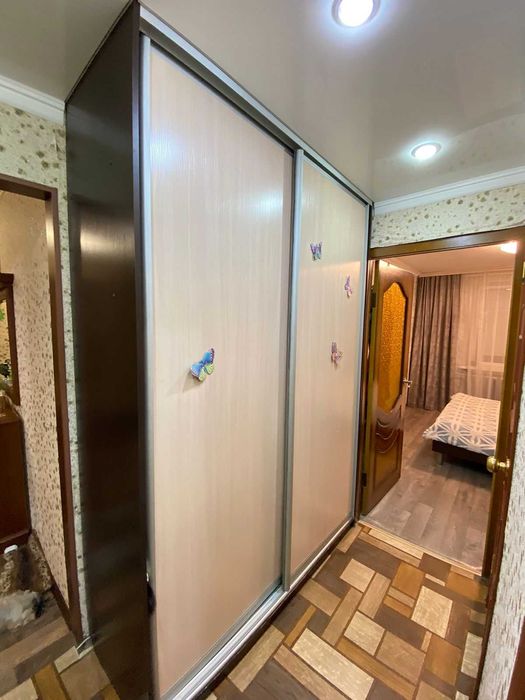 Продается 2 ком квартира район Детская Больница