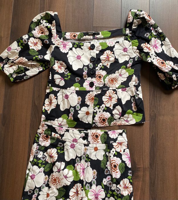 Стилен флорален сет Maje