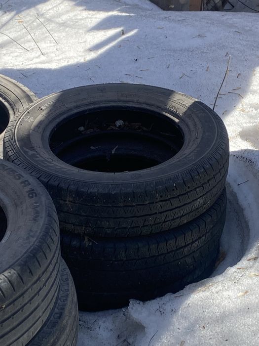 Продам резину зима Нива