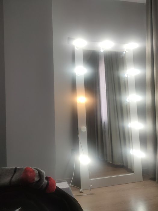 Зеркало с подсветкой