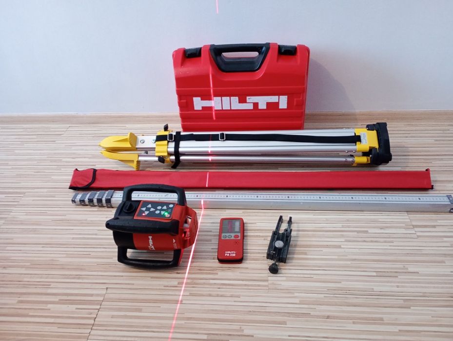 Nivelă laser profesională Hilti