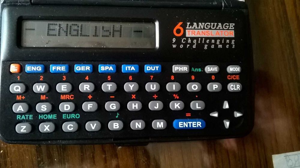 електронен преводач джобен 6 езика чисто нов