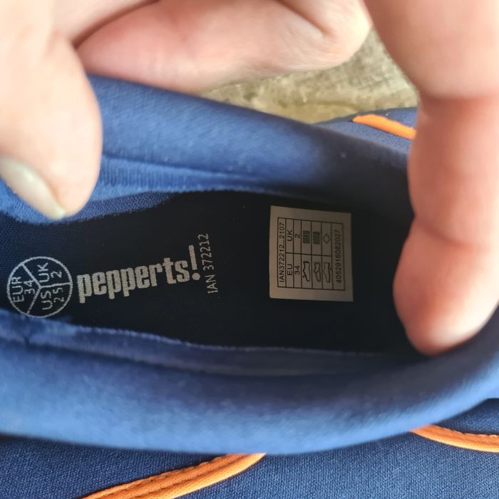 Обувки за плажа - чисто нови