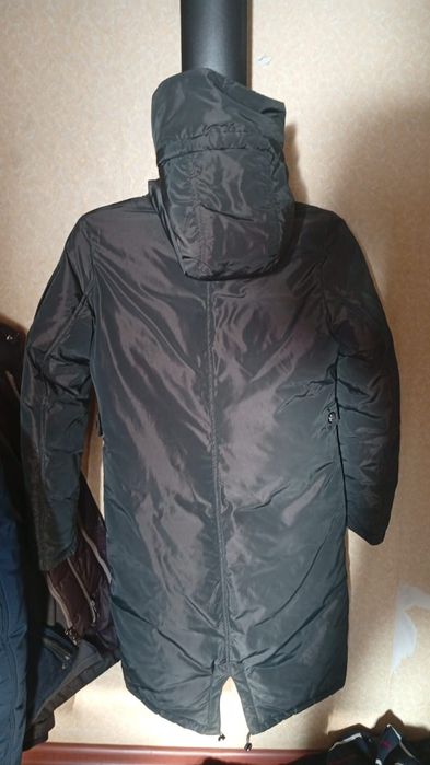 Продам пуховик женский