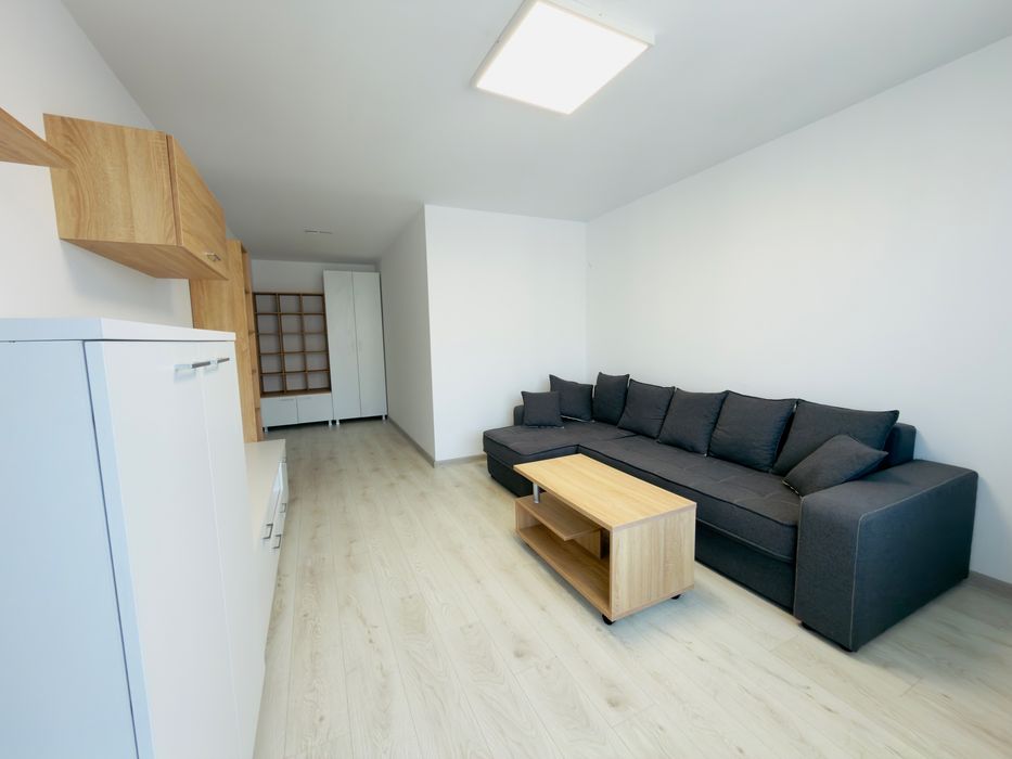 Apartament cu 2 camere de inchiriat in zona Tractorul ,60 mp utili+balcon si loc de parcare