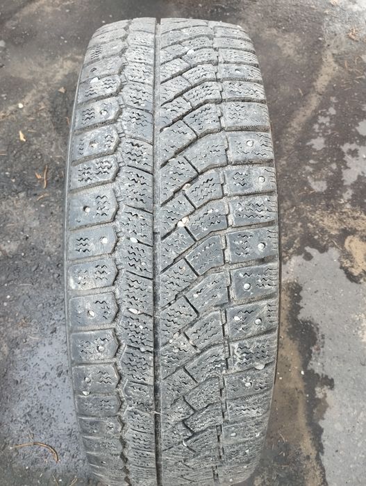 Продам зимнюю резину R15