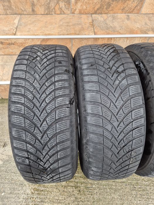 Jante Borbet R16 5x114,3 Dacia Duster cu anvelope iarna 215/65R16