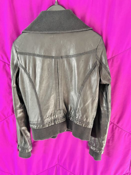 Geaca piele 100% in perfecta stare