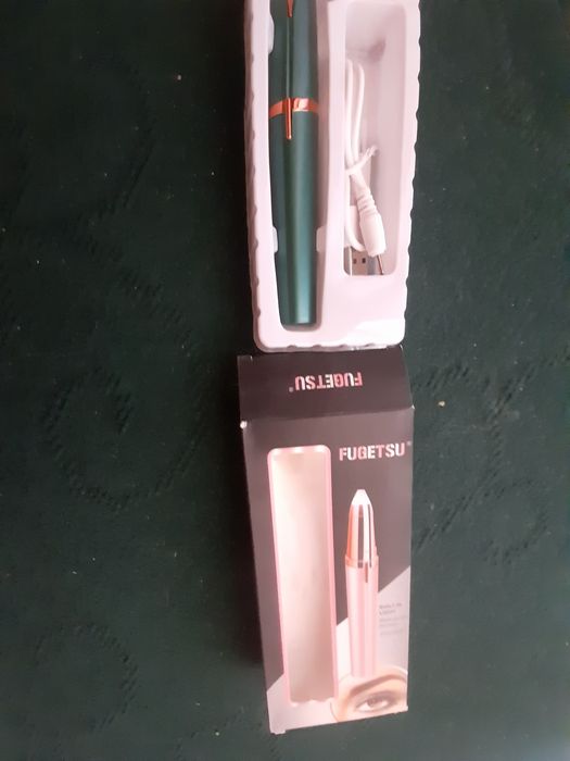 Ayollar uchun qosh teruvvchi depilator bor