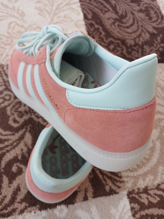 ADIDAS BREND красовки привезли из Кореи. Очень красиво .размер 265J.42