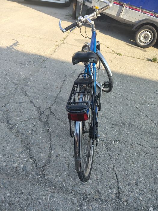Bicicleta Taos cadru de aluminiu foarte ușoară. Roti 28